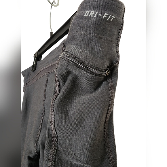 Nike Pro Dri-Fit Compression Gray Capri Workout Leggings SZ XL - Picture 3 of 9